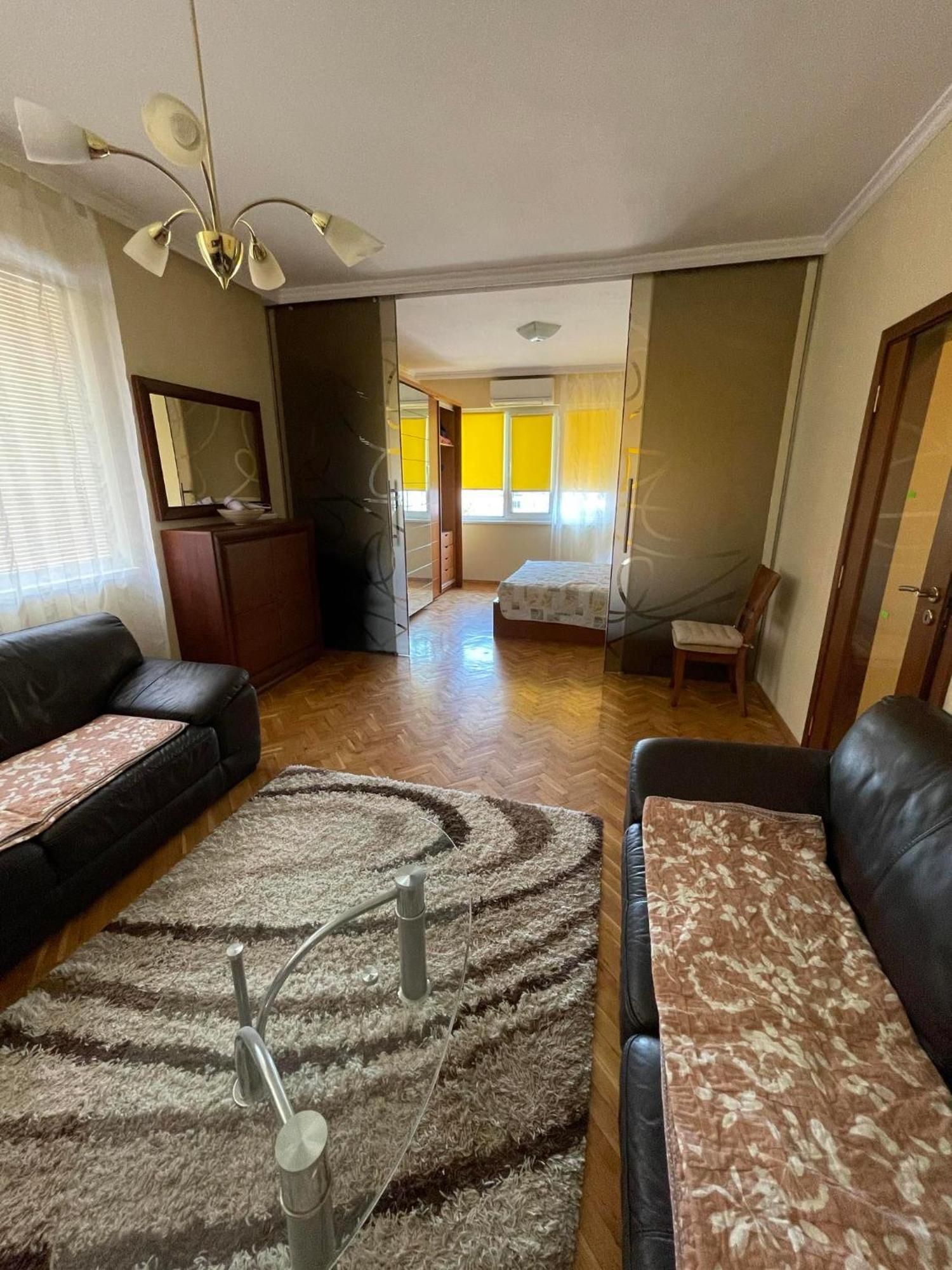 Sunny Cozy Flat In The Centre, Close To Beach, 4 Rooms, 105Sqm Várna Kültér fotó
