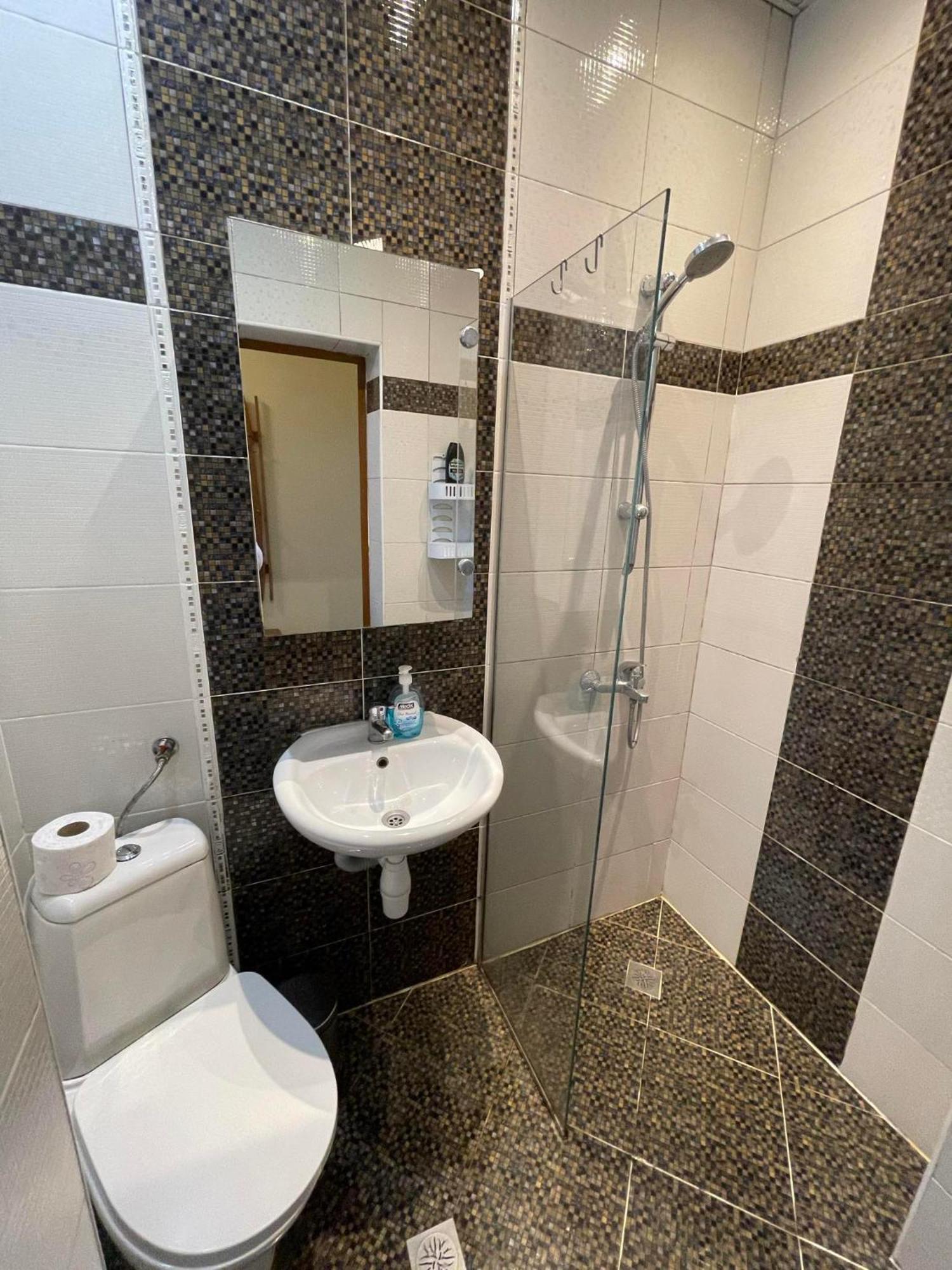 Sunny Cozy Flat In The Centre, Close To Beach, 4 Rooms, 105Sqm Várna Kültér fotó