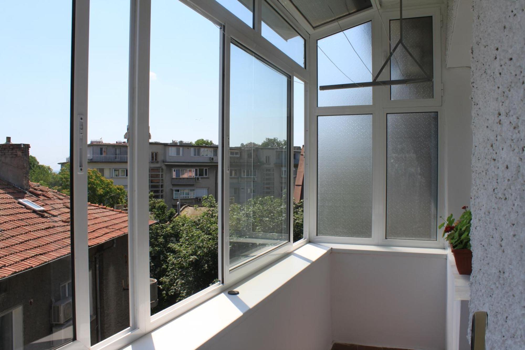 Sunny Cozy Flat In The Centre, Close To Beach, 4 Rooms, 105Sqm Várna Kültér fotó
